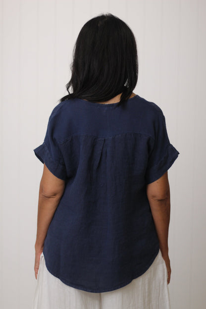 Carmela Tee