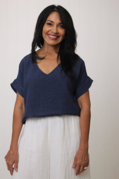 Carmela Tee