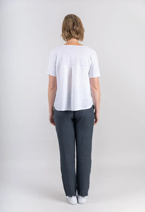 Carmela Tee